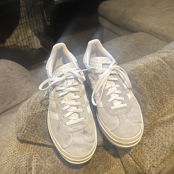 Adidas Women's Gazelle Sneakers - Picture 2 of 4